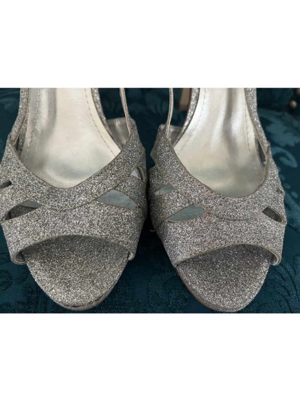 Fernanda Mourão Silver Glitter Slingback Heels Size 9 4.25" Stiletto Open Toe - Picture 9 of 14